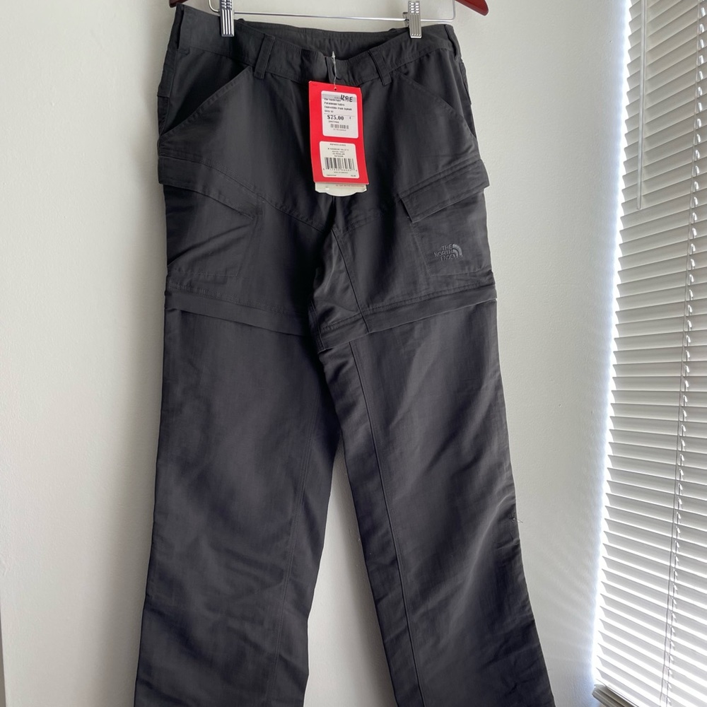 Womens North Face Convertible Pants Shorts Zip Off Hiking Walk Size 10 Gray